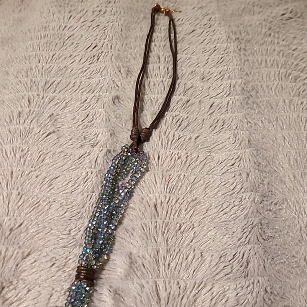 Iridescent necklace from Cato